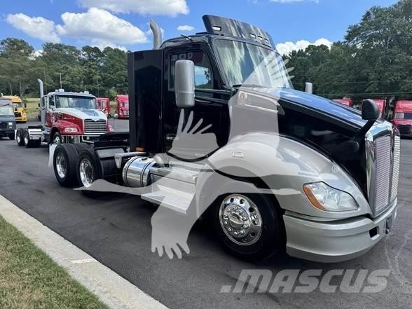 Kenworth T680 Влекачи