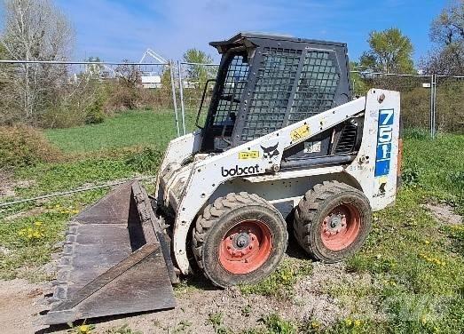 Bobcat 751 Мини товарачи
