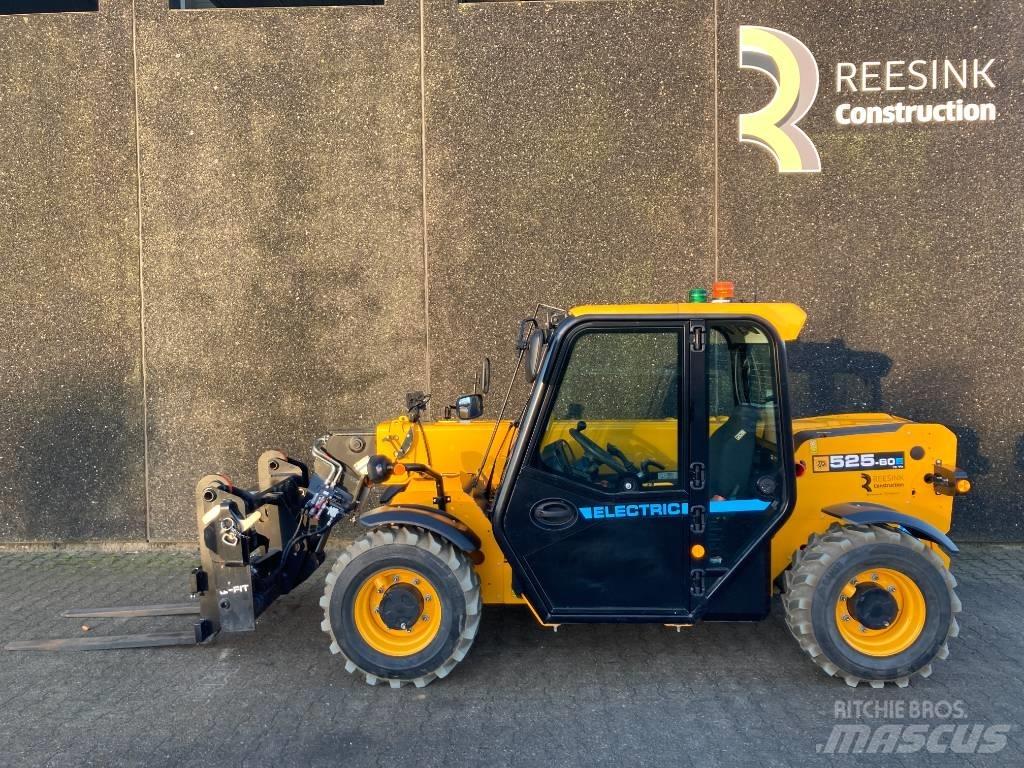 JCB 525-60 E Телескопични товарачи