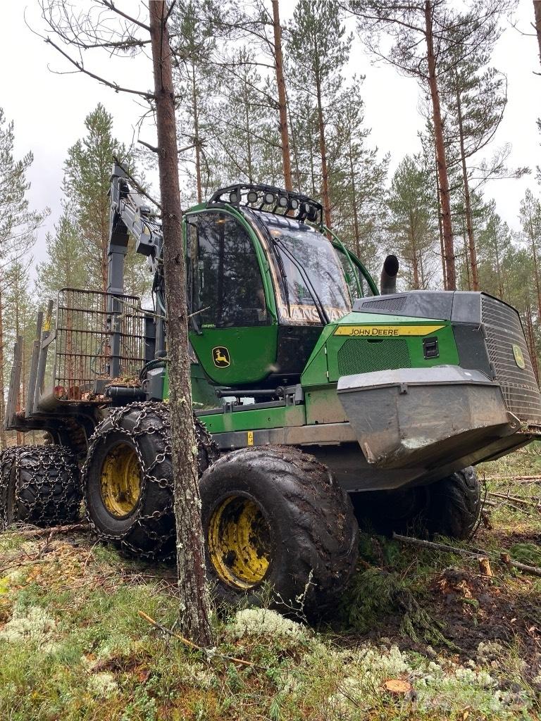 John Deere 1010G Форуардери