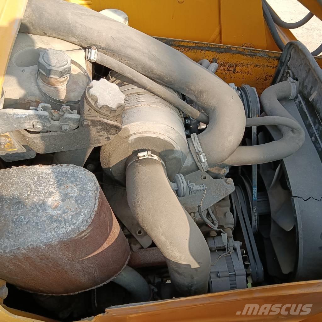 JCB 3CX Товарач със заден ексватор