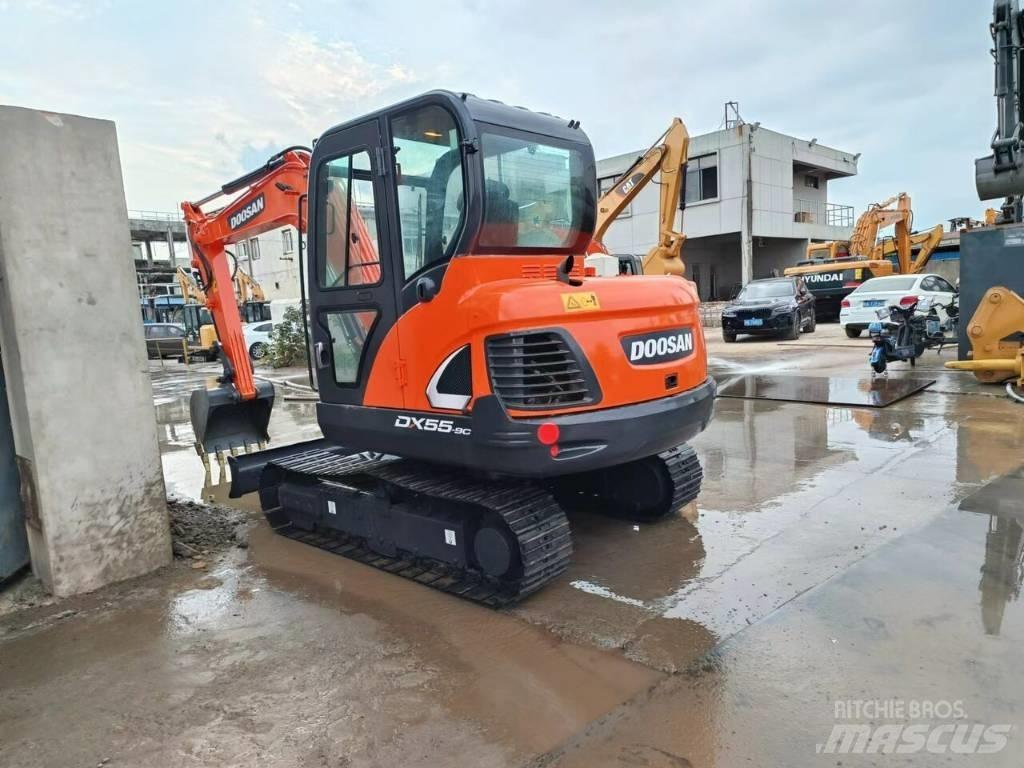 Doosan DX 55 Мини екскаватори < 7 т