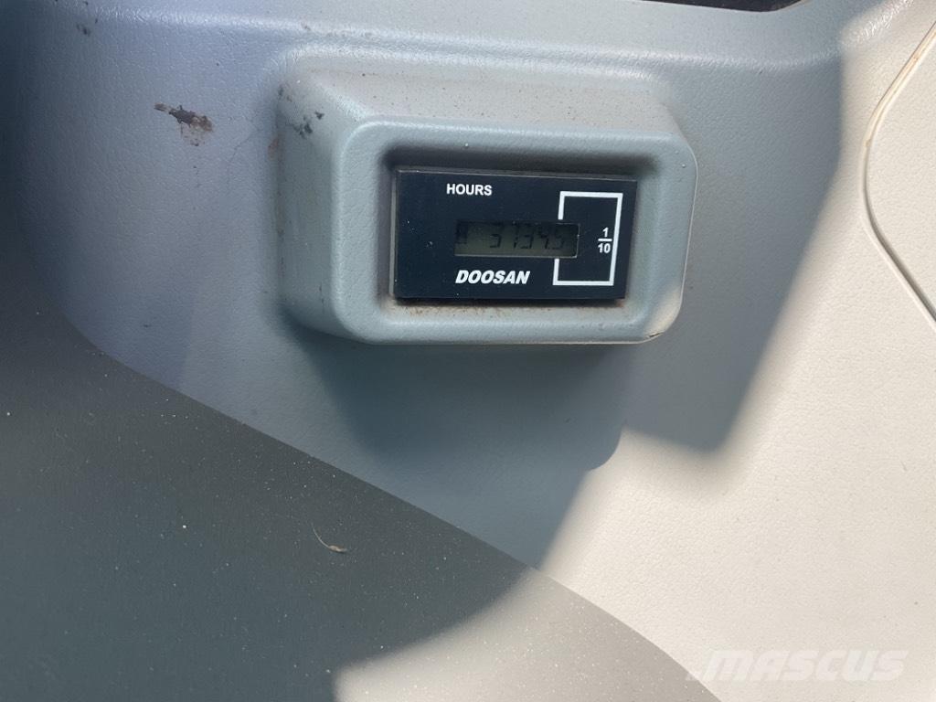 Doosan DX140 LCR-5 Верижен екскаватор