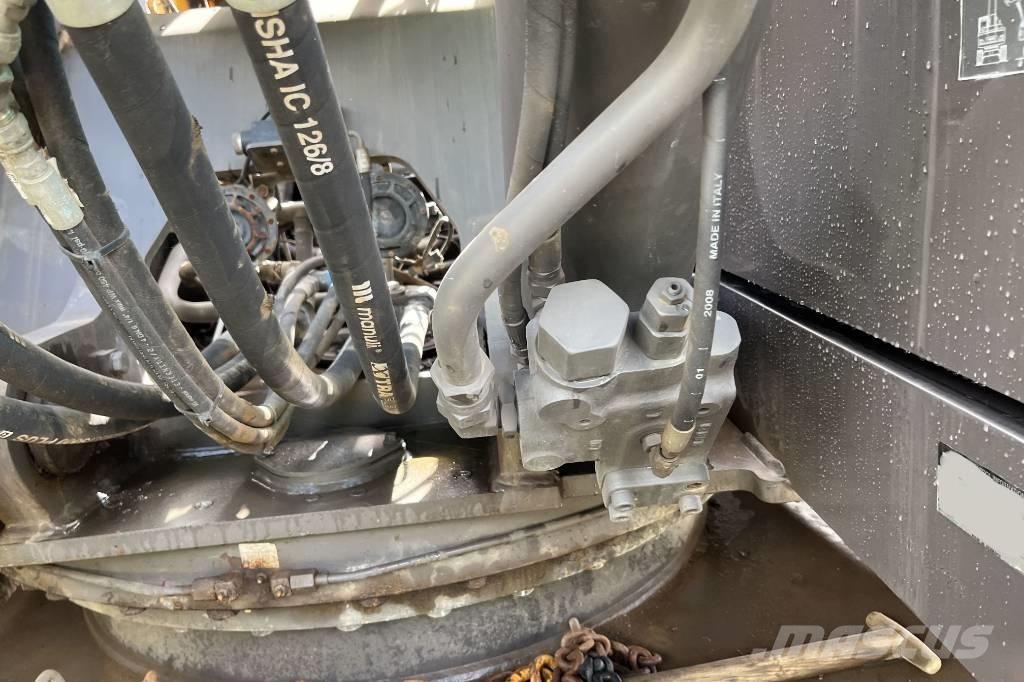 Volvo EC 240 C N L Верижен екскаватор