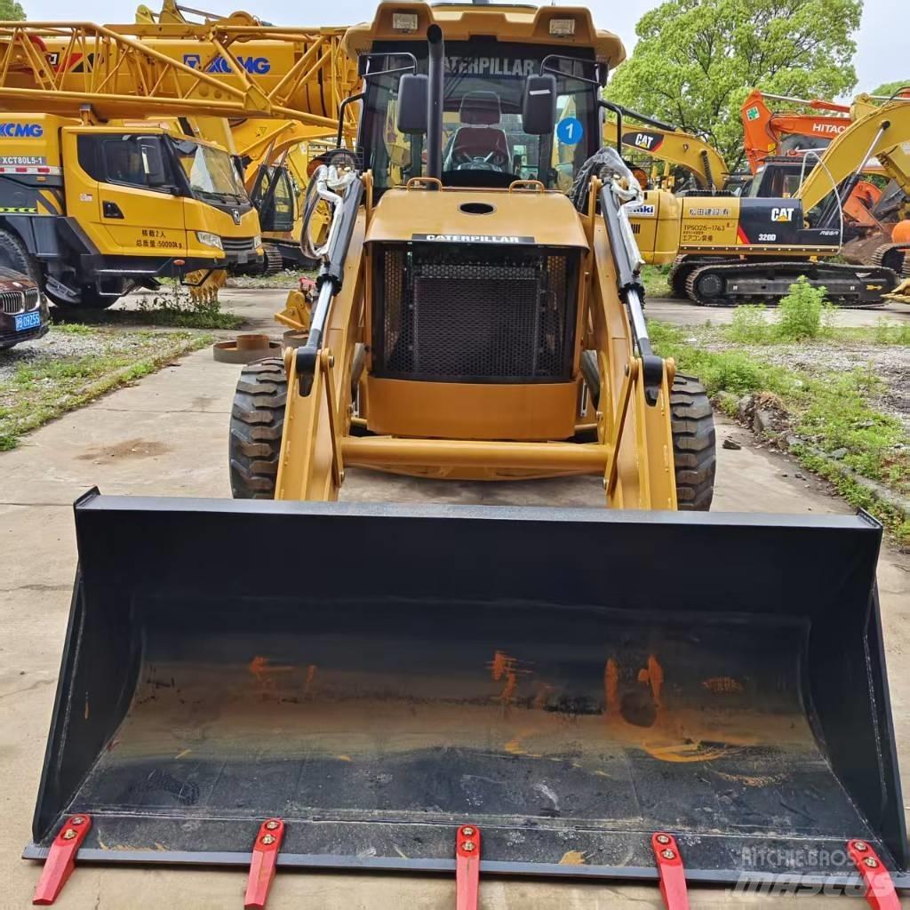 CAT 420 F Товарач със заден ексватор