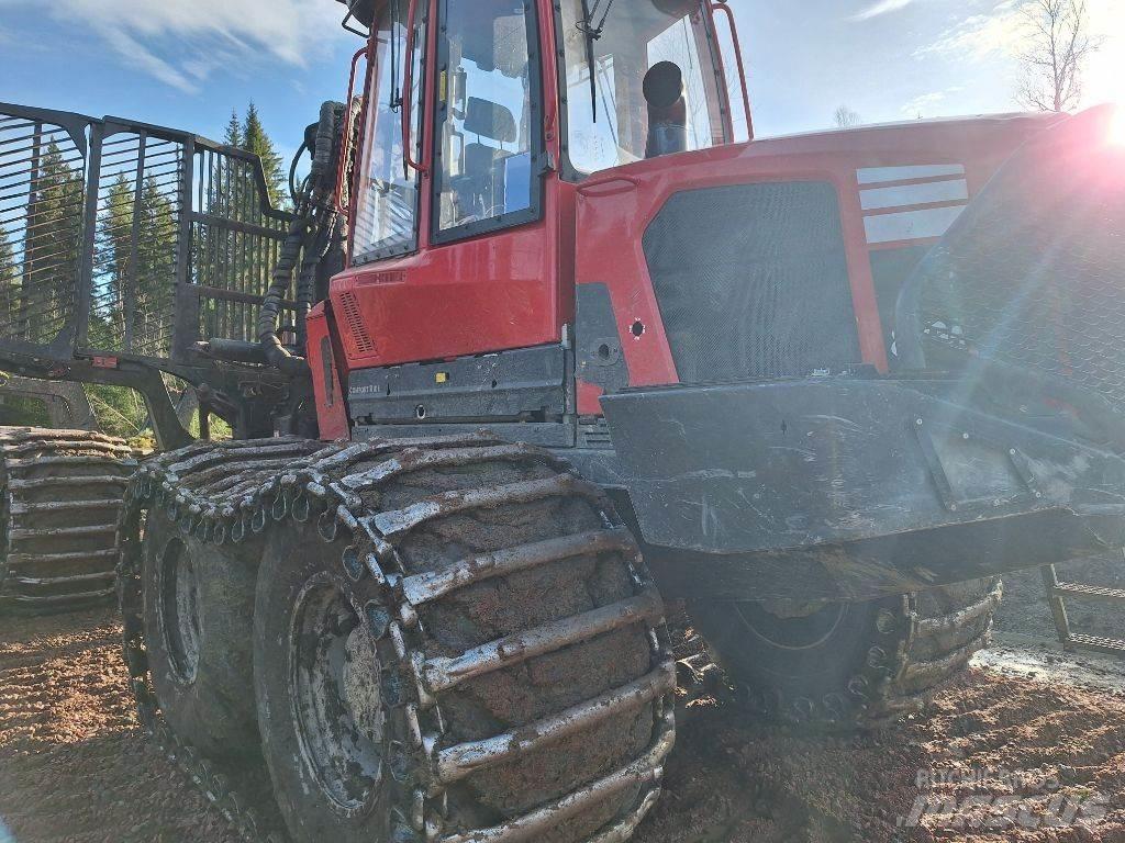 Komatsu 895 Форуардери