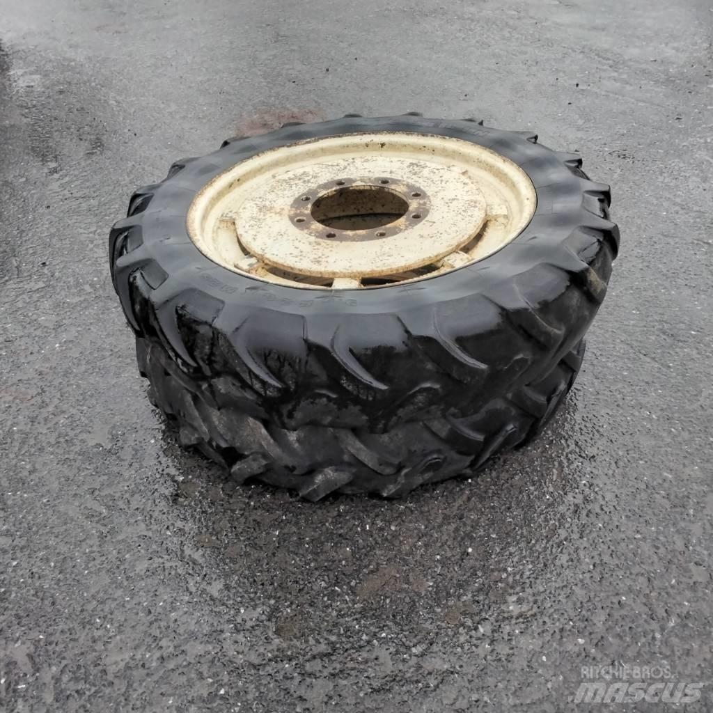 Michelin 9.5R28 Колелета/Гуми