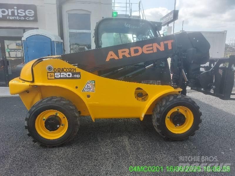 JCB 520-40 Телескопични товарачи