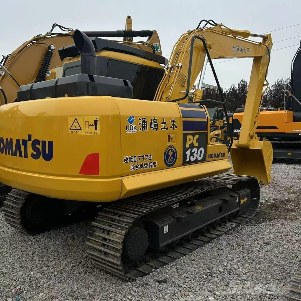 Komatsu 130-7 Верижен екскаватор