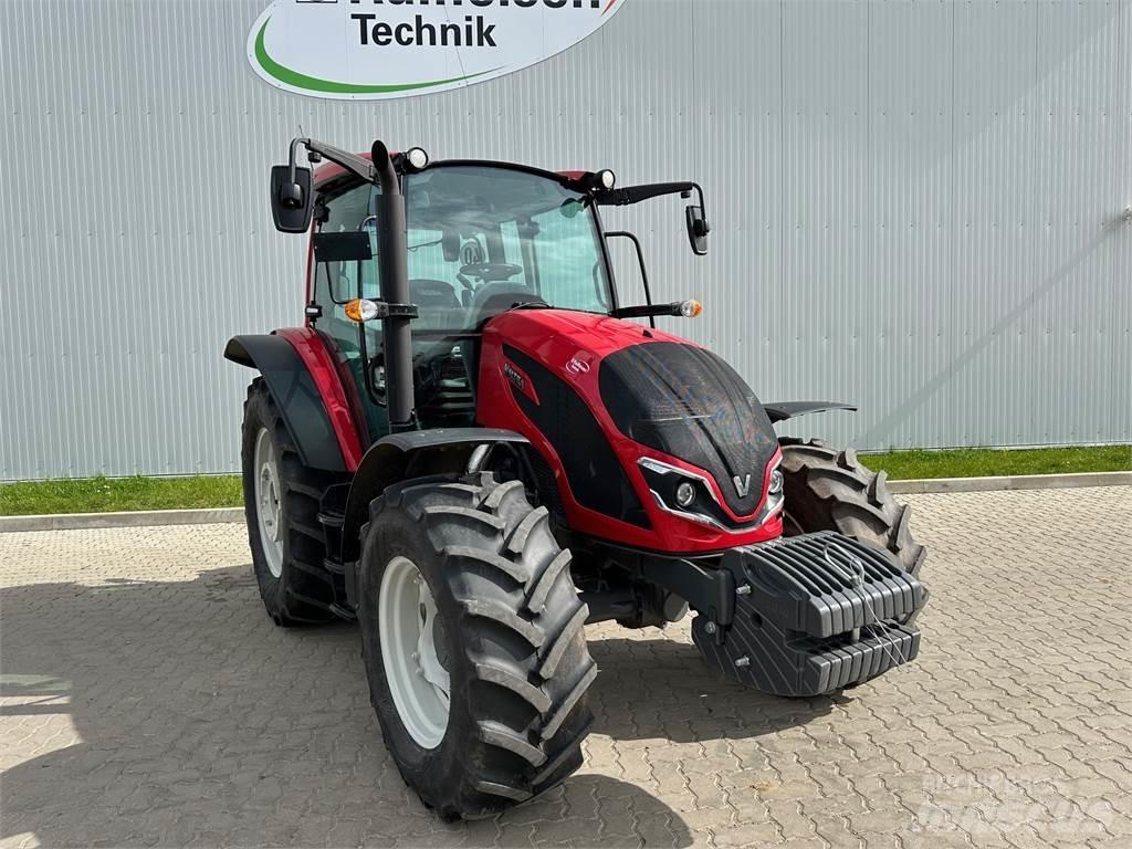 Valtra A105 MH Трактори