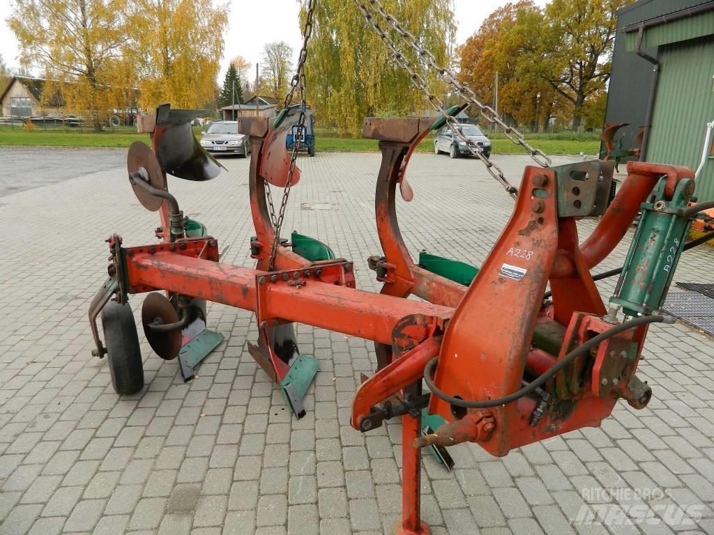 Kverneland 3 Реверсивни плугове