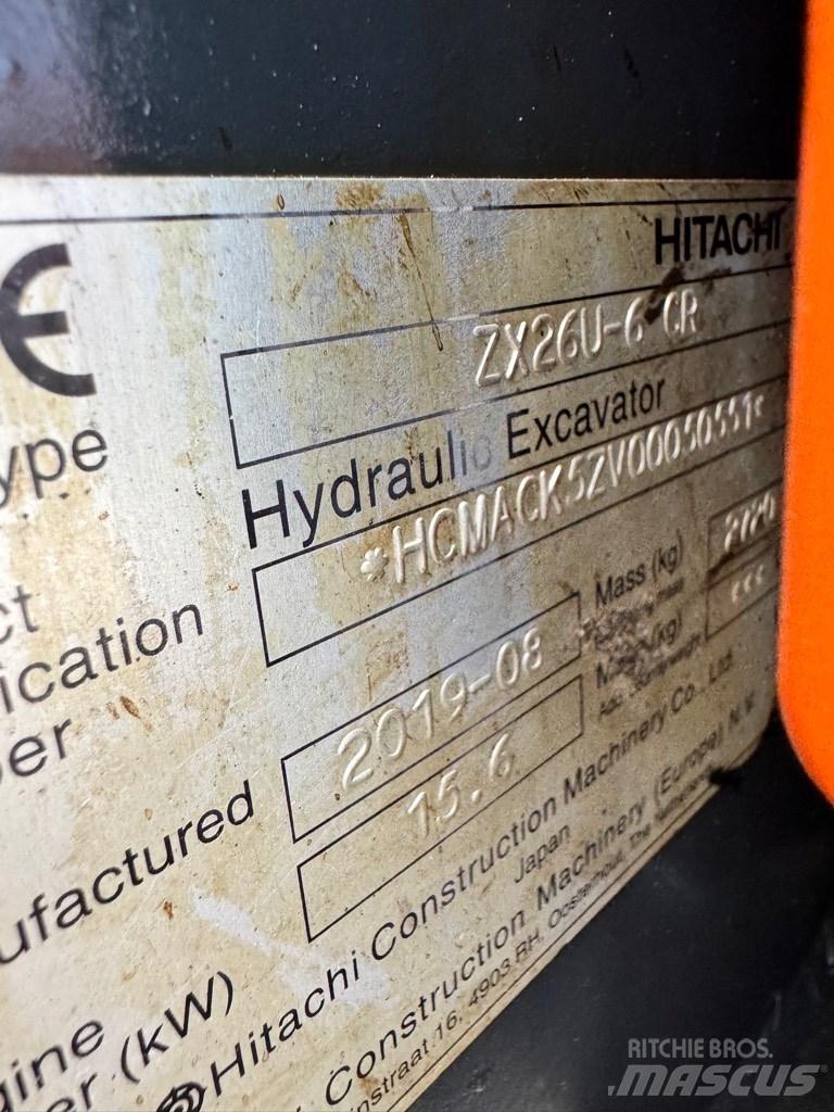 Hitachi 26U-6 CR Мини екскаватори < 7 т