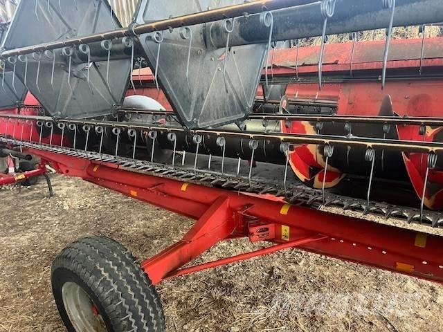 Massey Ferguson 30 Комбайни
