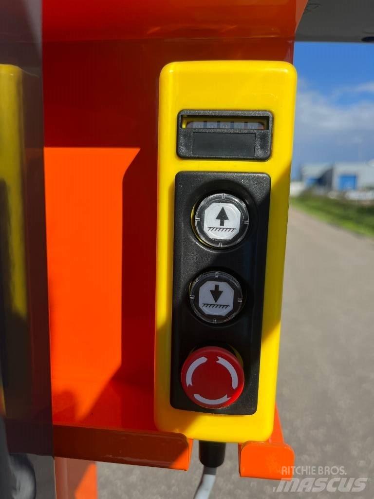 JLG Nano Вертикални мачтови повдигачи
