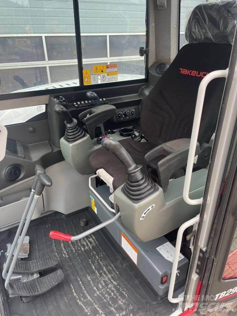 Takeuchi TB290-2 Средни екскаватори 7т - 12т