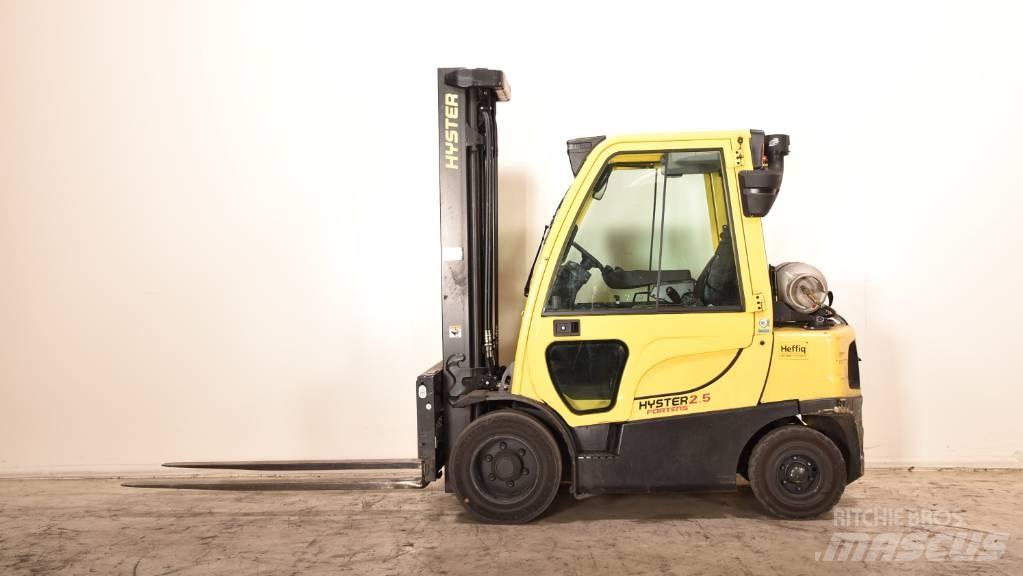 Hyster H 2.5 FT LPG Камиони с АГУ