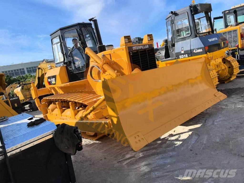CAT D6G Верижни булдозери
