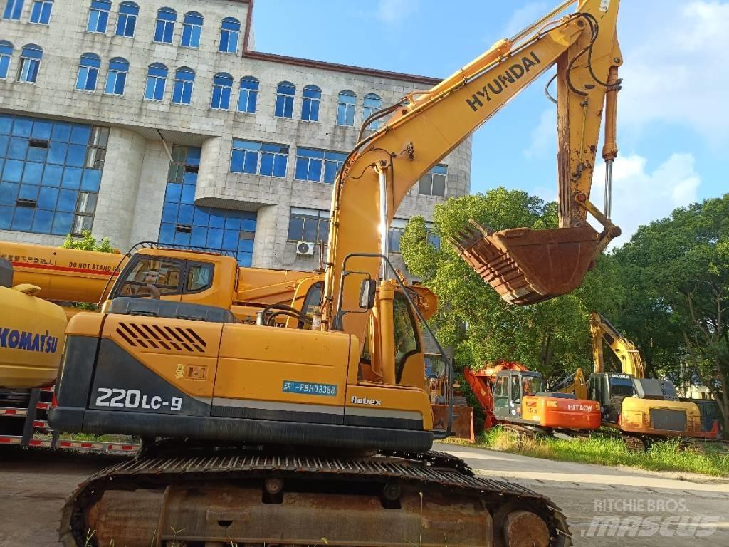 Hyundai R220LC-9 Верижен екскаватор