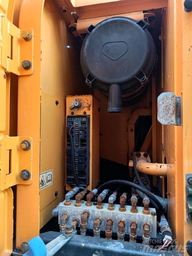 Hyundai R220LC-9 Верижен екскаватор
