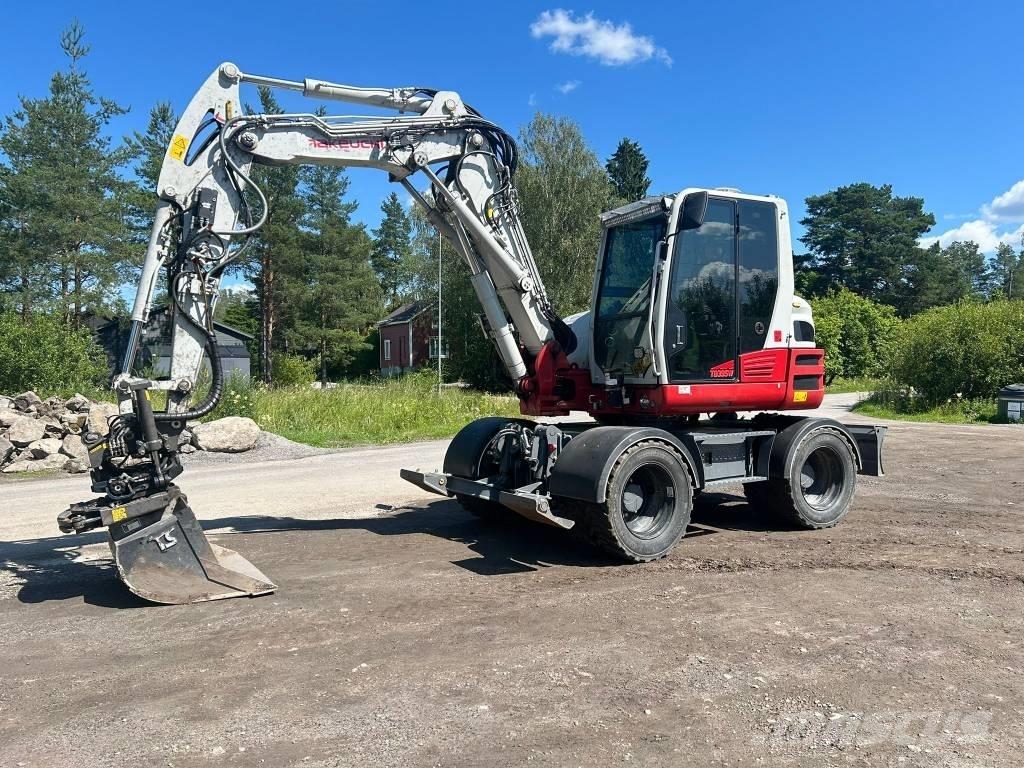 Takeuchi TB395W Колесни екскаватори