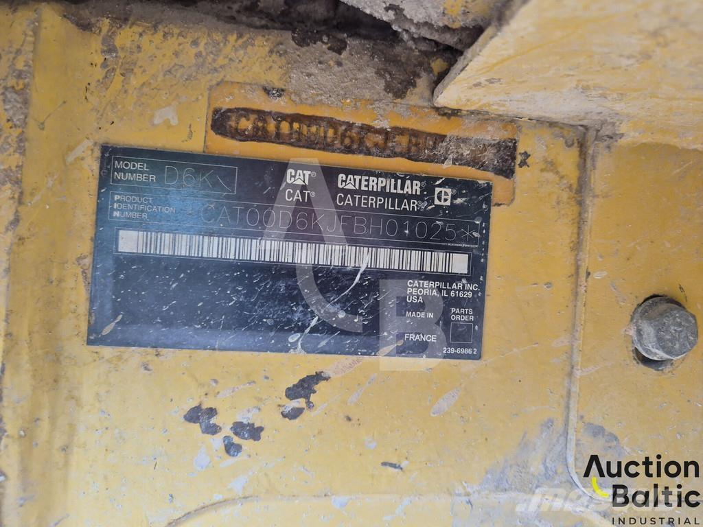 CAT D 6 K Верижни булдозери

