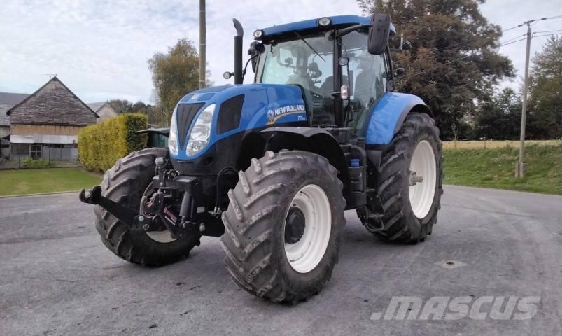 New Holland T 7.210 Трактори