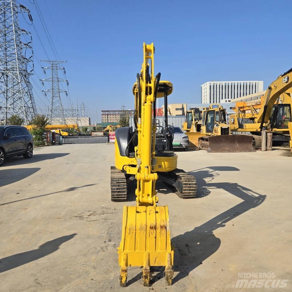 Komatsu PC 35 Мини екскаватори < 7 т