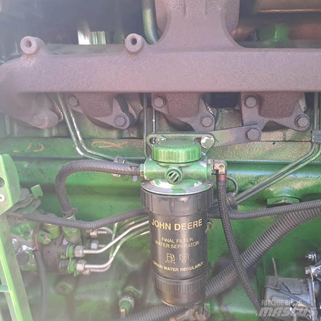 John Deere 6900 Трактори