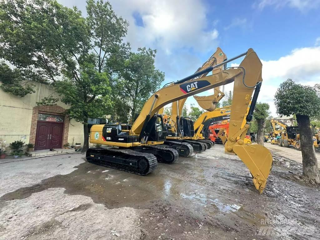 CAT 323 D Верижен екскаватор