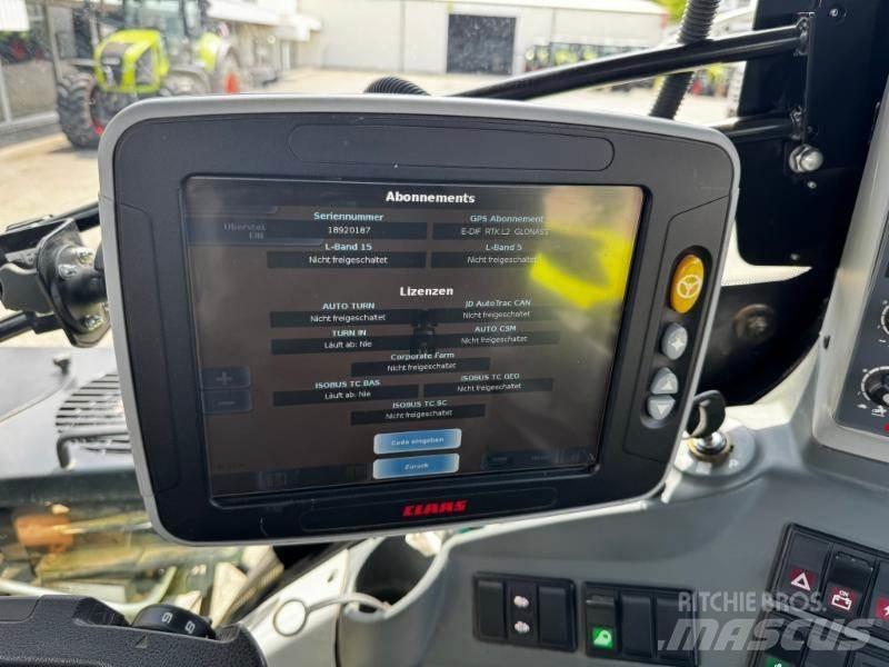 CLAAS AXION 830 Трактори