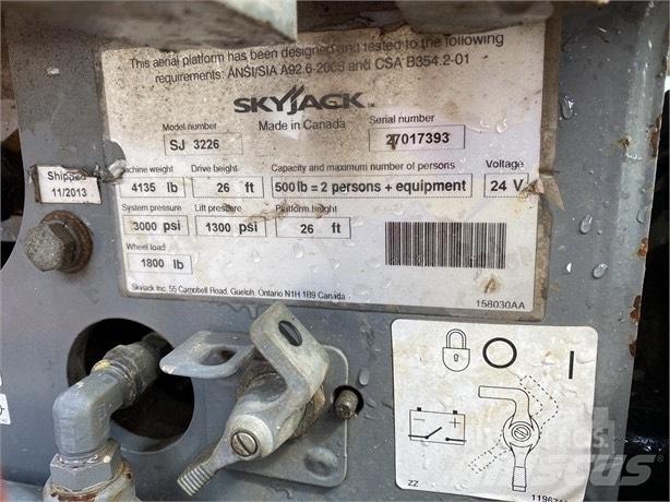 SkyJack SJ III 3226 Ножични работни платформи