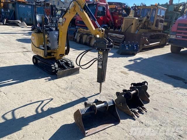 CAT 300.9 D Мини екскаватори < 7 т