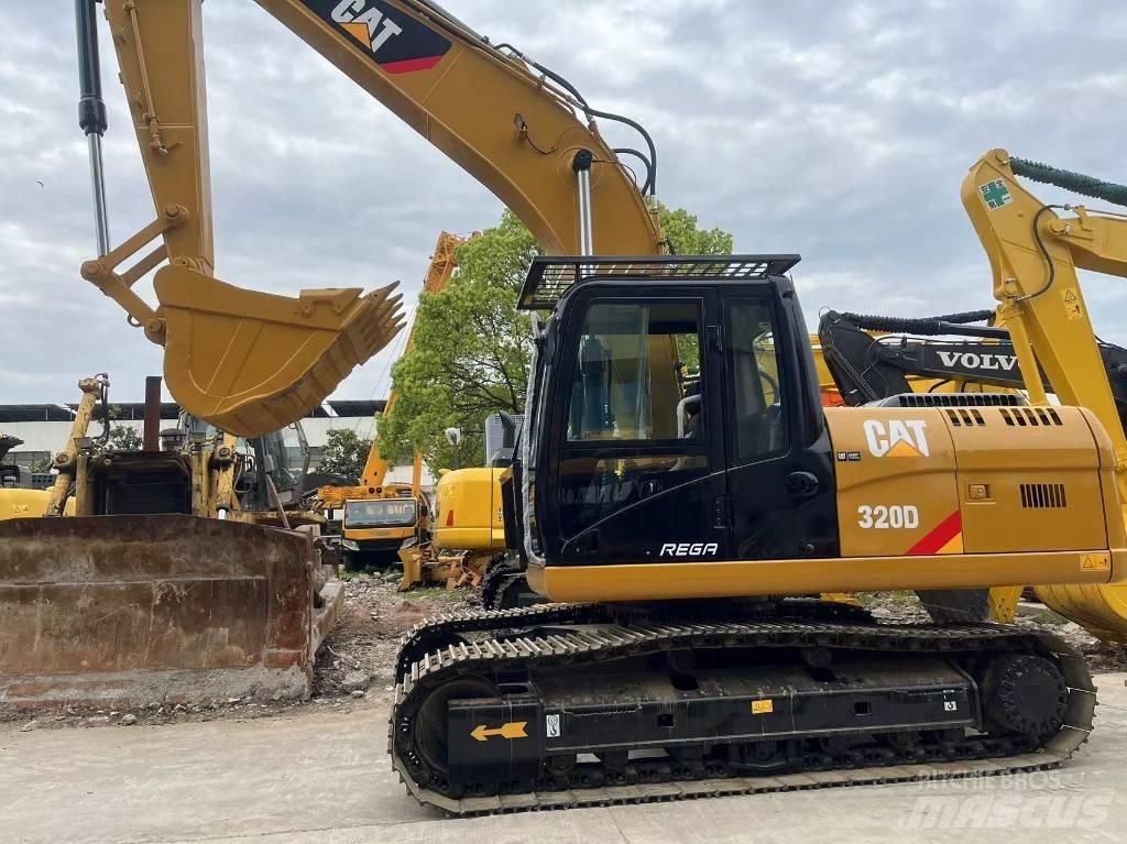CAT 320 D Верижен екскаватор