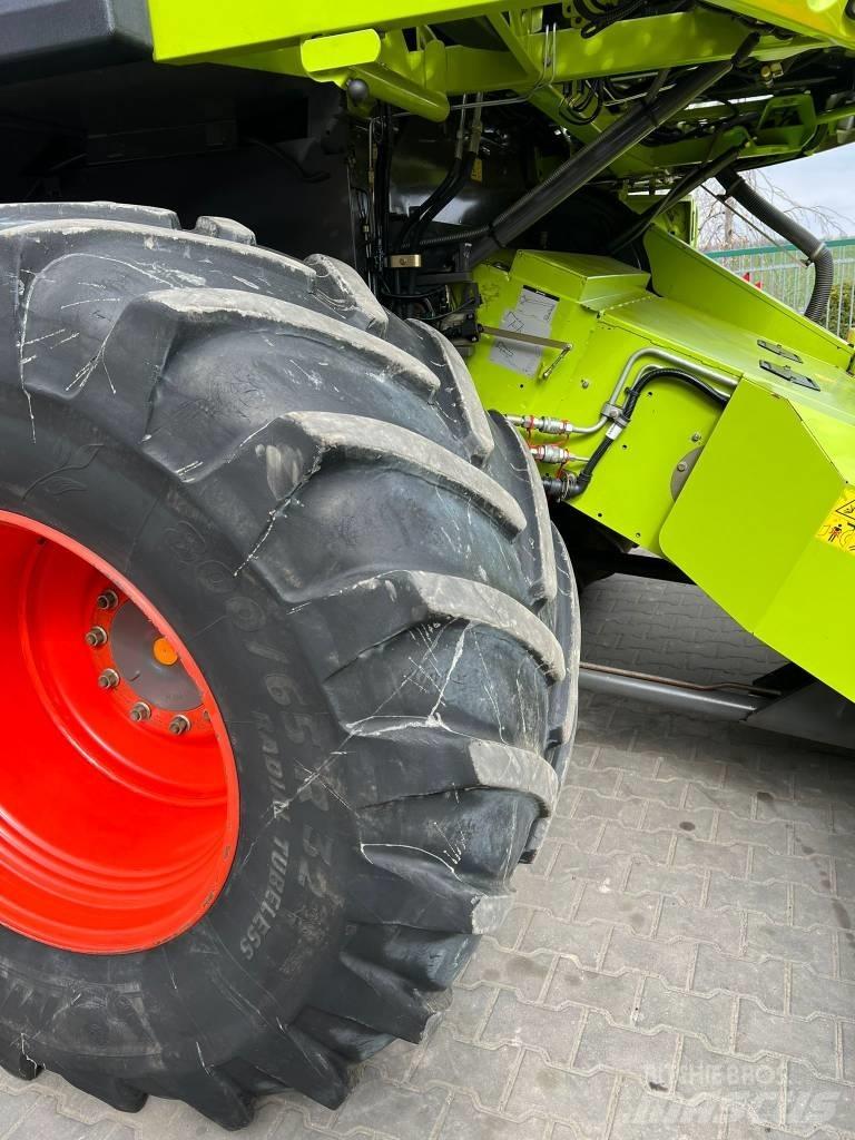 CLAAS Lexion 750 Комбайни
