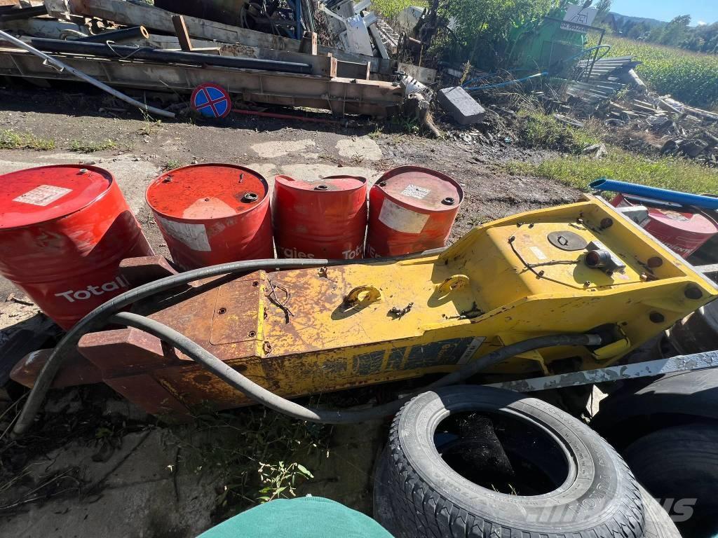 Epiroc HB 4700 Чукове/Раздробители
