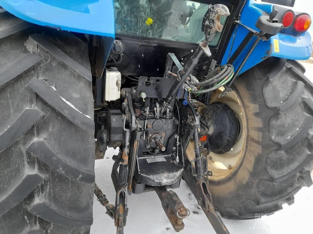 New Holland TD 5.95 Трактори