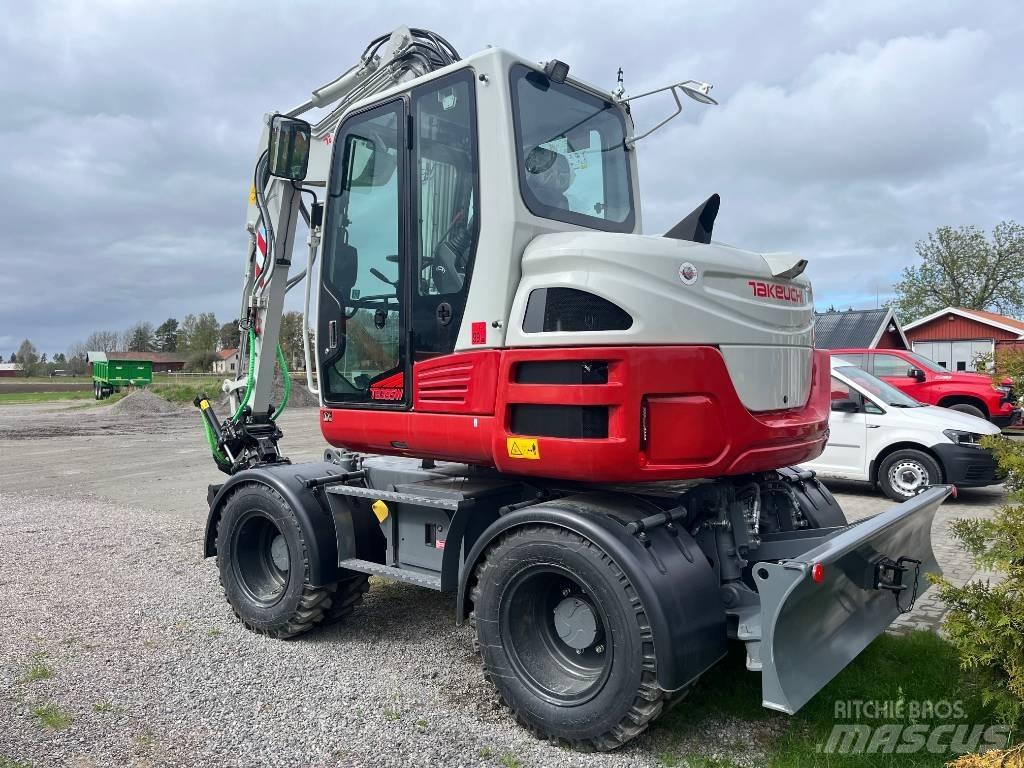 Takeuchi TB 395 W Колесни екскаватори