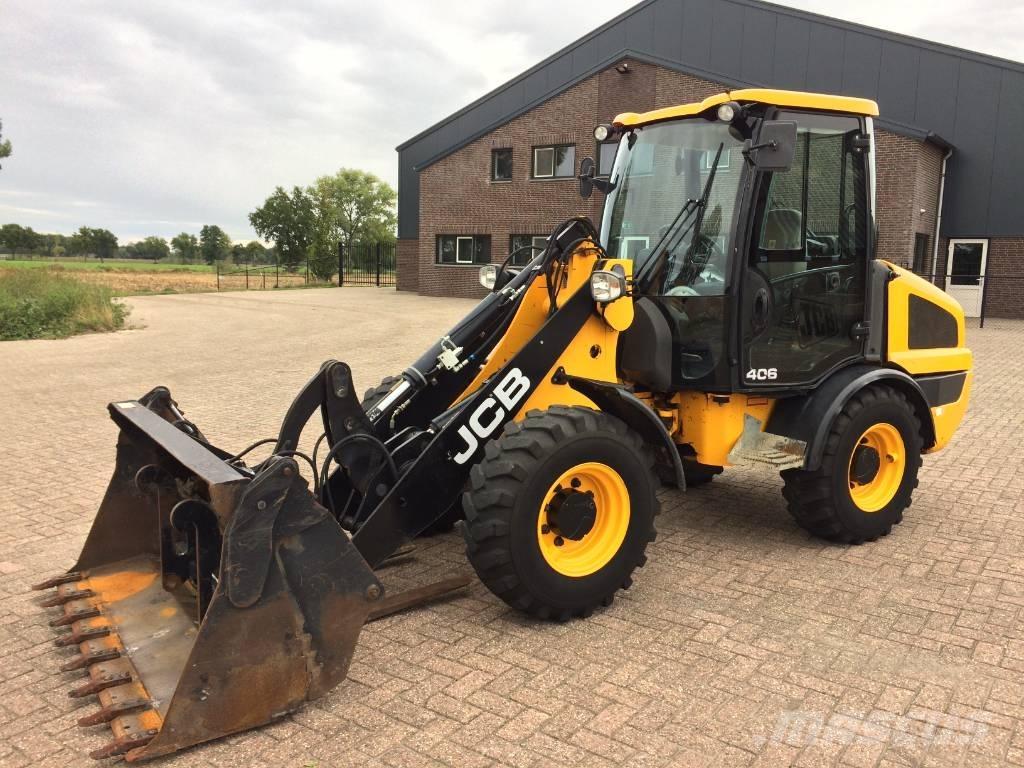 JCB 406 Колесни товарачи