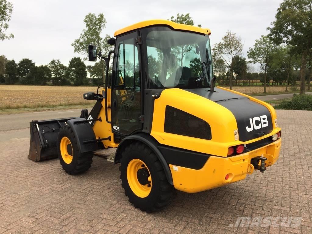 JCB 406 Колесни товарачи