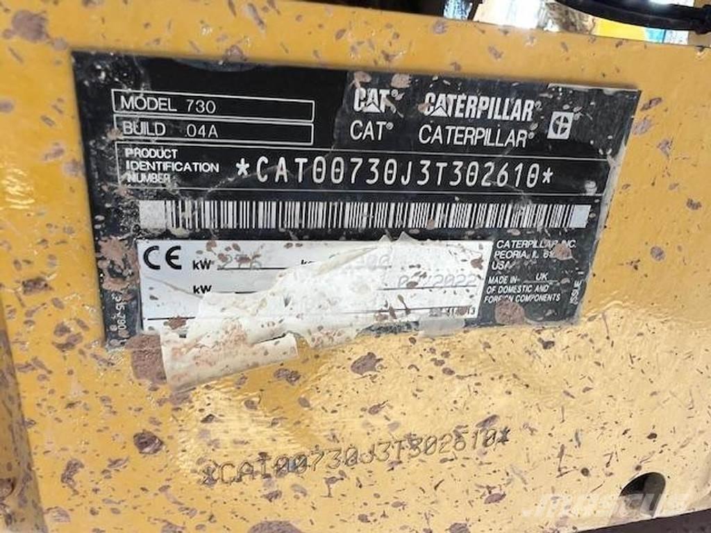 CAT 730 Дъмпери/моторни превозни средства