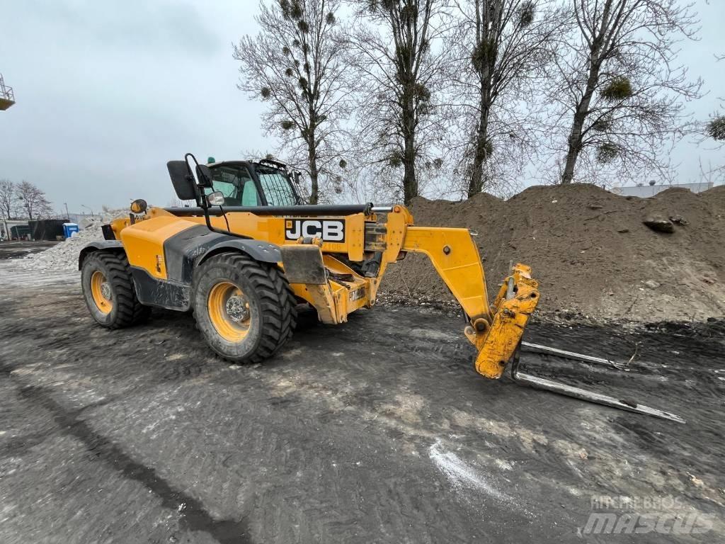 JCB 540-140 Телескопични товарачи