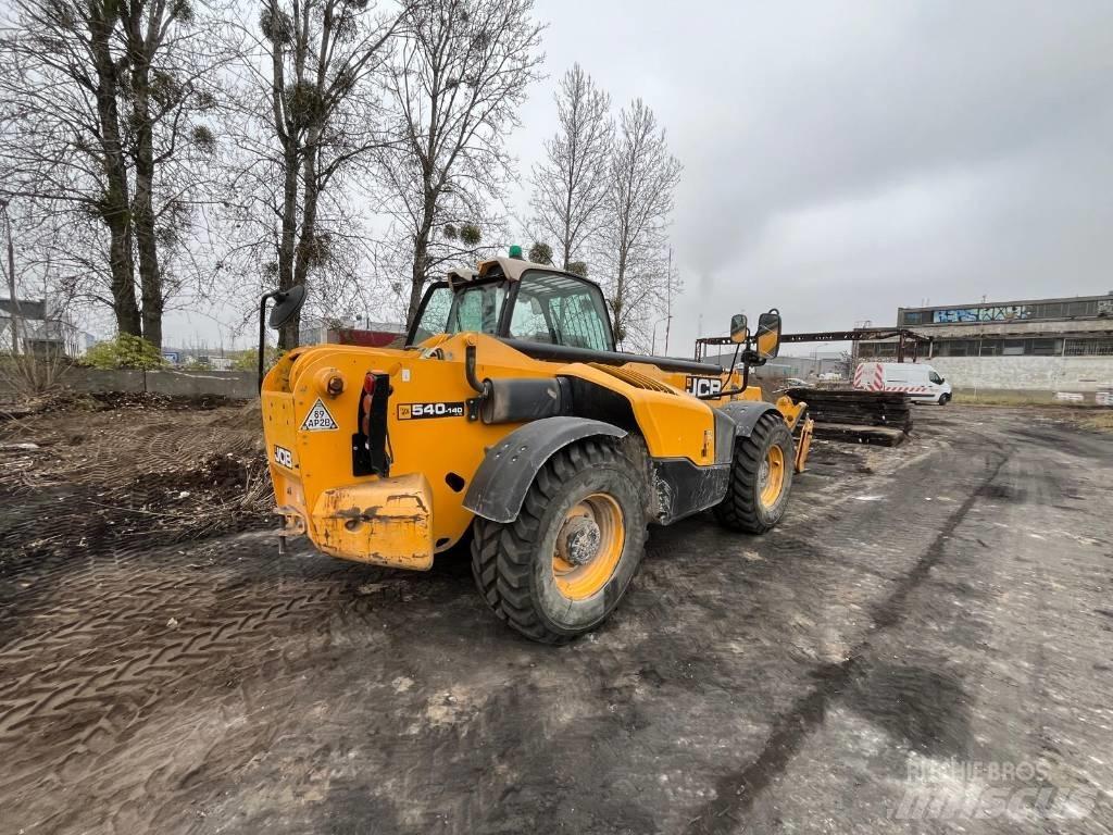 JCB 540-140 Телескопични товарачи