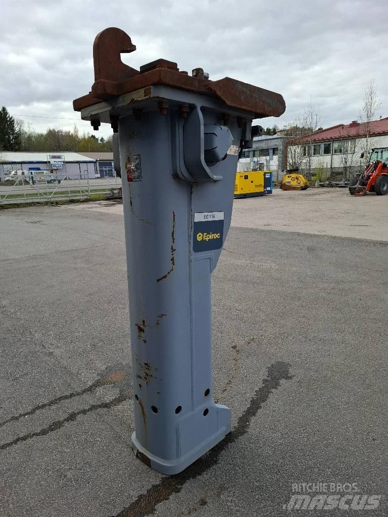Epiroc EC 155CL Чукове/Раздробители
