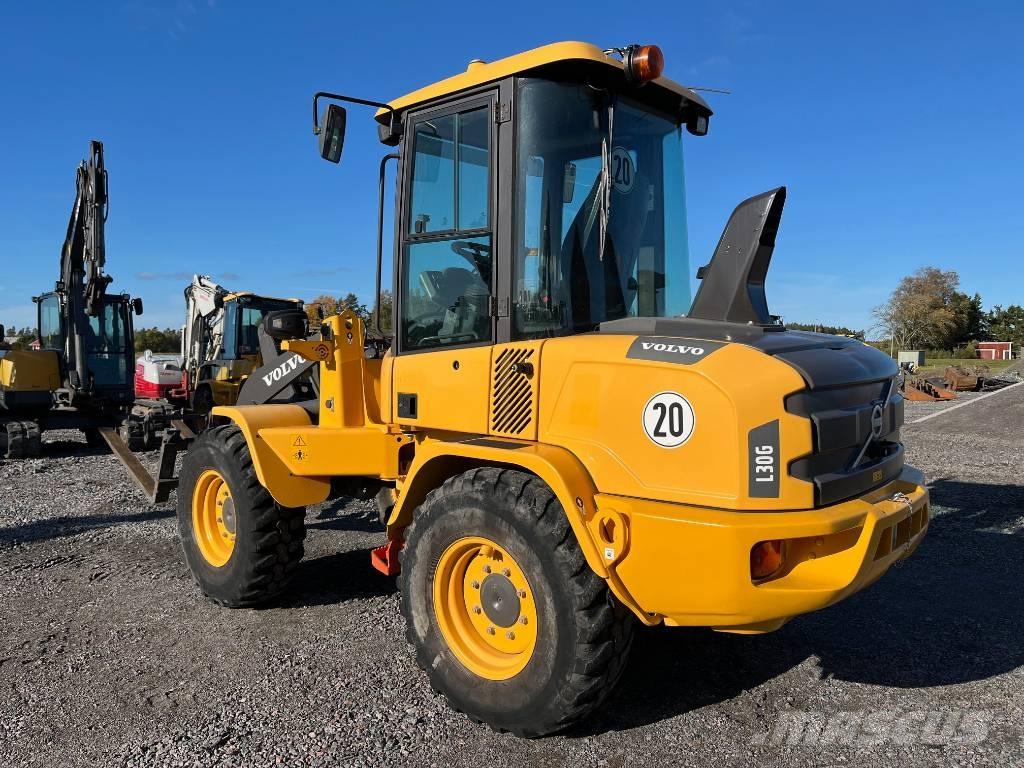 Volvo L 30 G Колесни товарачи