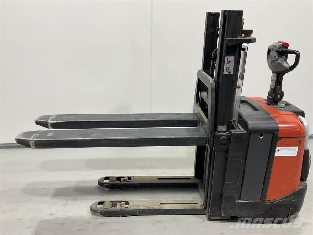 BT SPE125L Самоходни товарачи