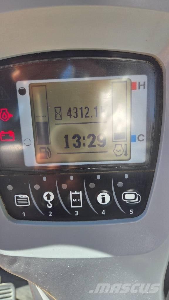 Kubota KX 080-4 Средни екскаватори 7т - 12т