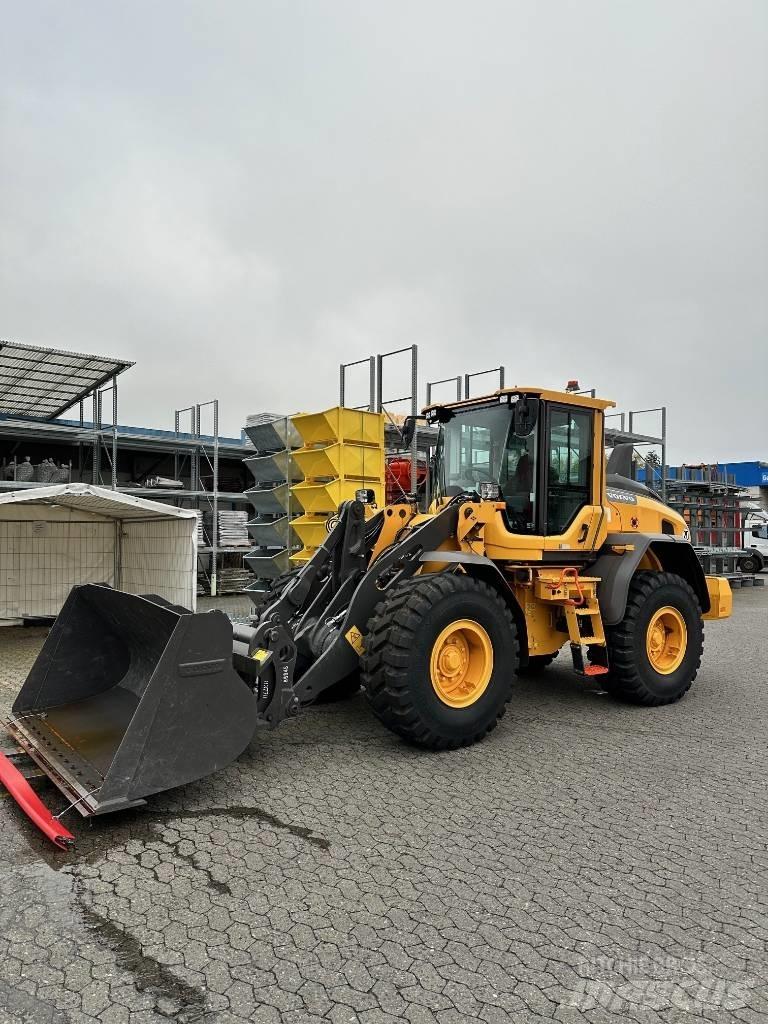 Volvo Radlader L60H Колесни товарачи
