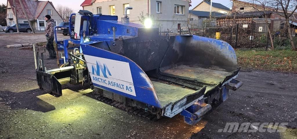 CAT AP 255 E Машини за асфалт