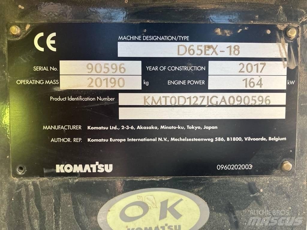 Komatsu D65 EX-18 Верижни булдозери

