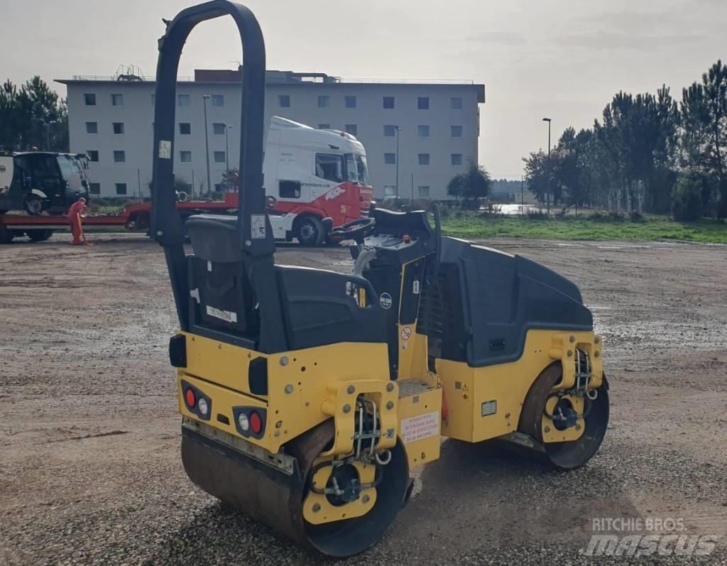 Bomag BW 100 AD M-5 Двойни барабанни ролки
